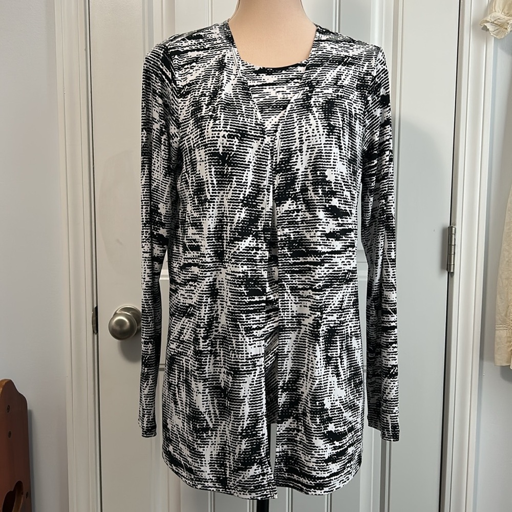 CHRISTOPHER & BANKS 2 PIECE SLEEVELESS TOP WITH COVER-UP MEDIUM
